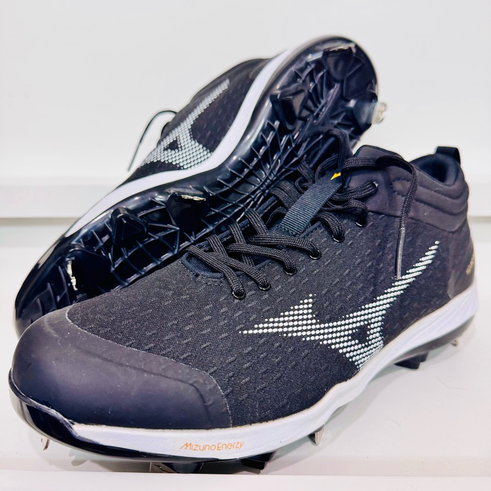 ⚾️ Mizuno Dominant 4 Low Metal Baseball Cleats Mens 10.5 NWOT